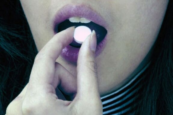 Einnahme spezieller Medikamente zur Behandlung von Helminthiasis